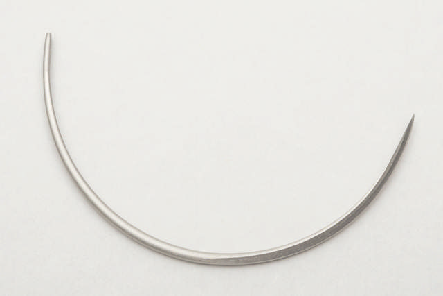 Suture Needles - Regular Eye, 12/Pk - 1/2 circle, reverse cutting
