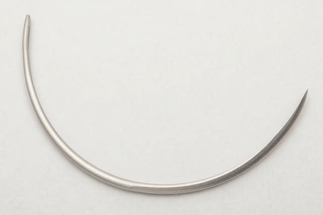 Suture Needles - Regular Eye, 12/Pk - 1/2 circle, reverse cutting